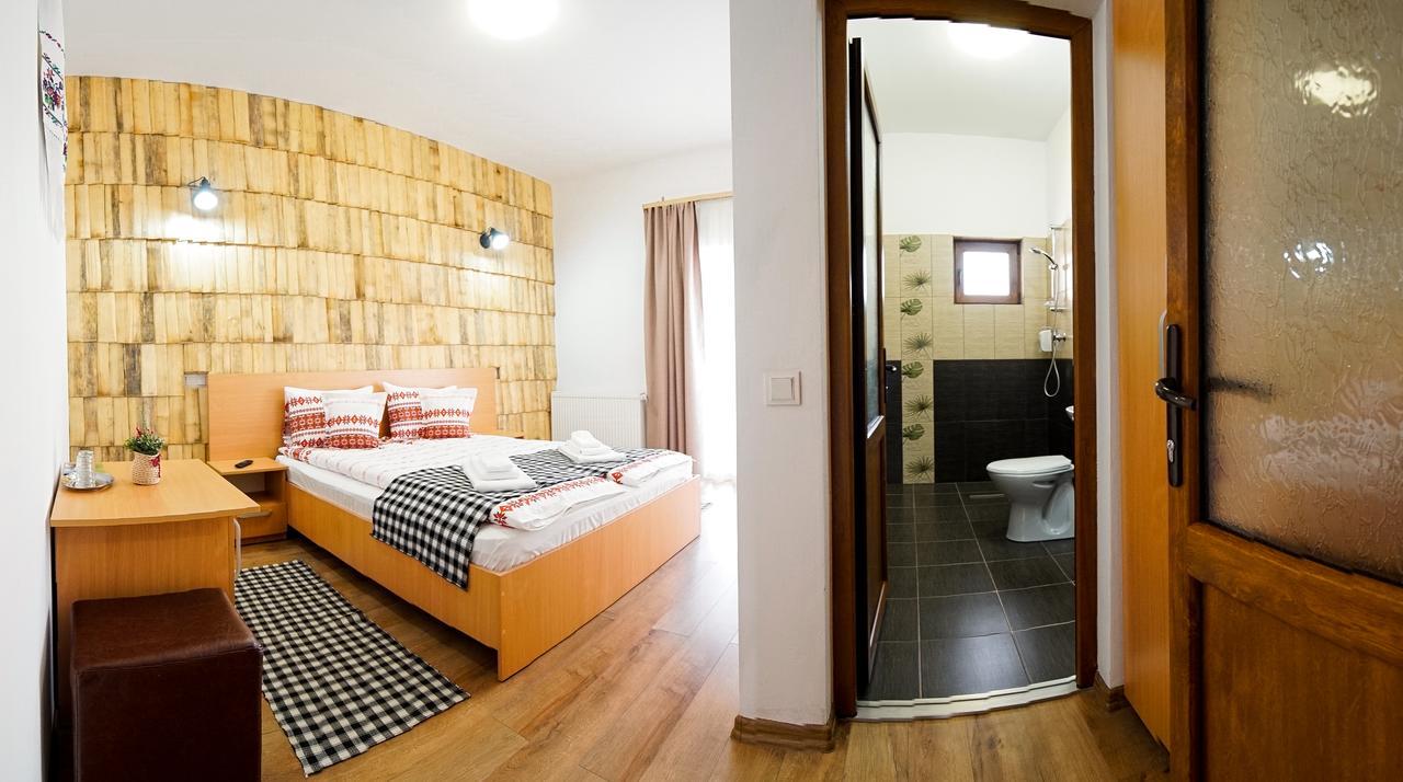Casa Ralucai Hotel Moisei Buitenkant foto