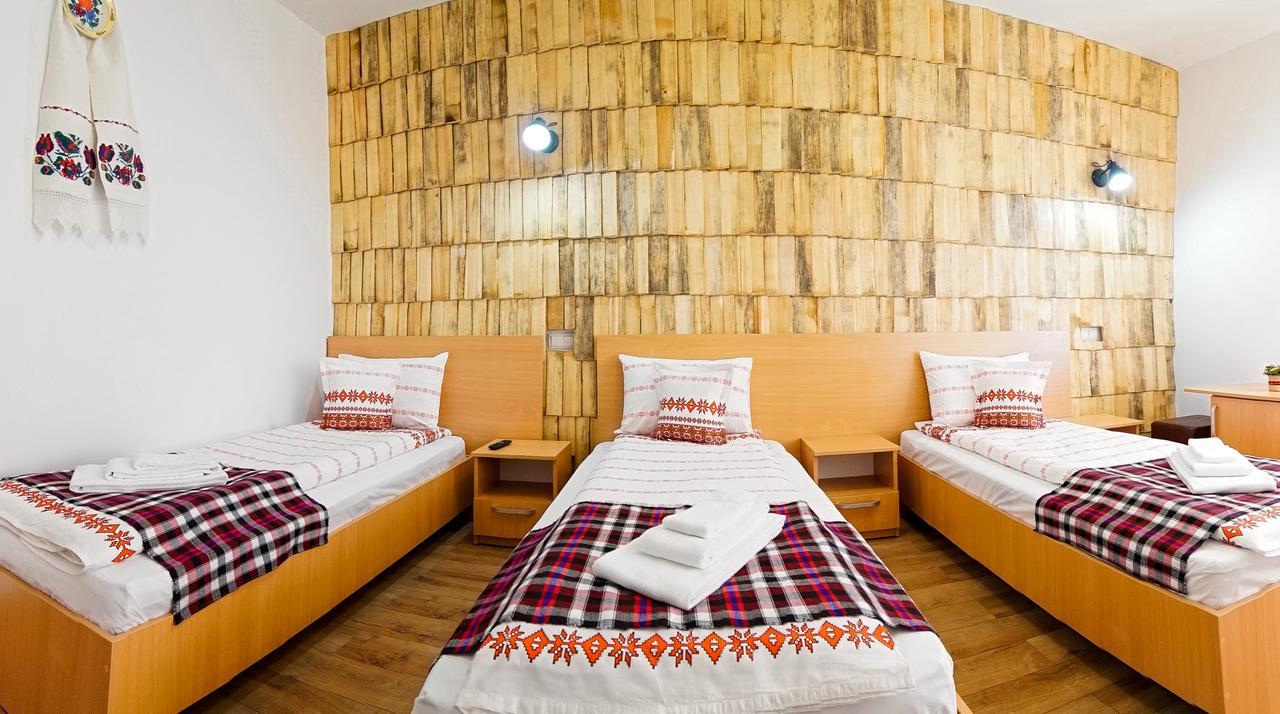 Casa Ralucai Hotel Moisei Buitenkant foto