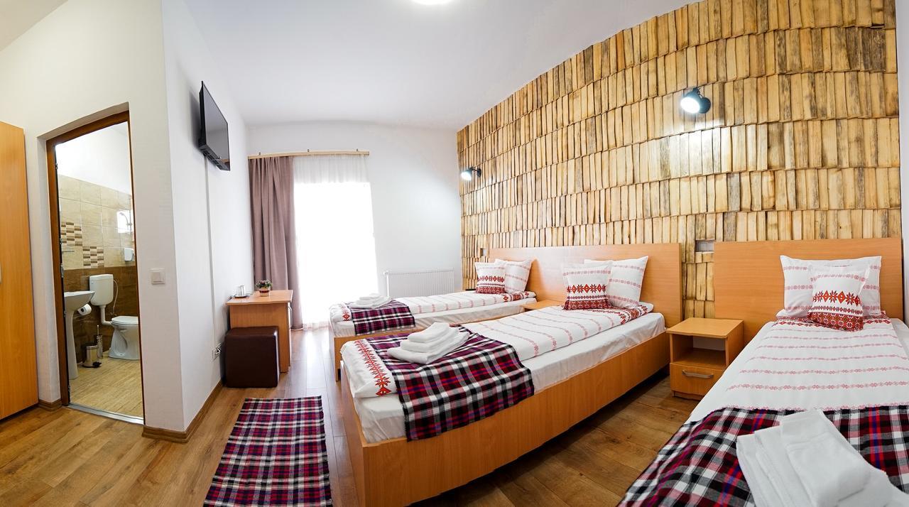 Casa Ralucai Hotel Moisei Buitenkant foto