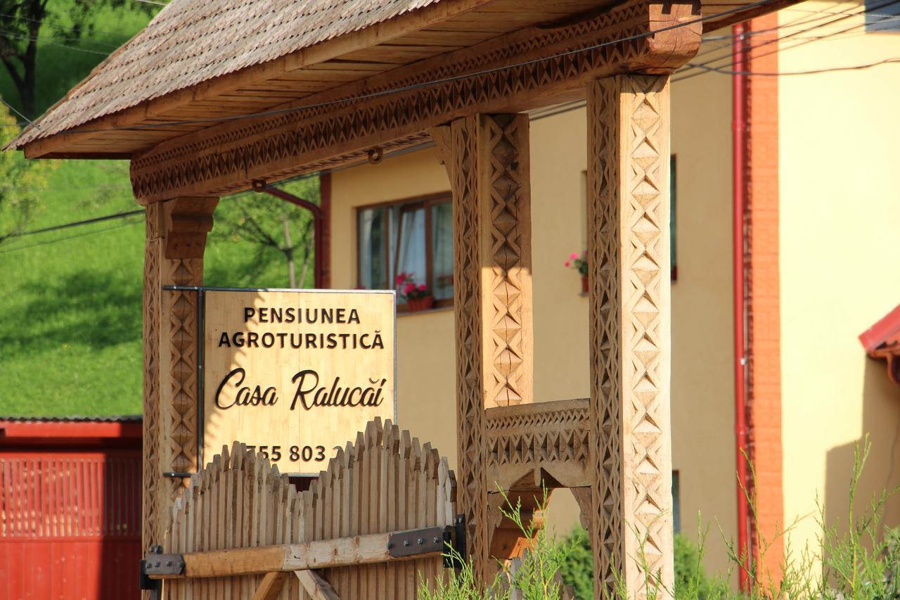 Casa Ralucai Hotel Moisei Buitenkant foto
