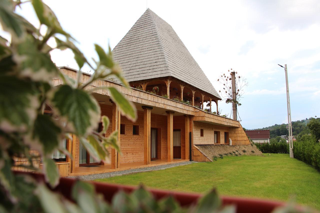 Casa Ralucai Hotel Moisei Buitenkant foto