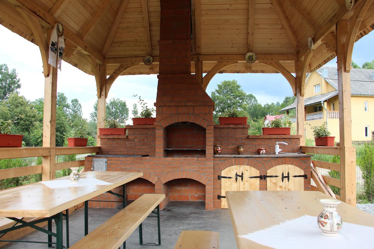 Casa Ralucai Hotel Moisei Buitenkant foto
