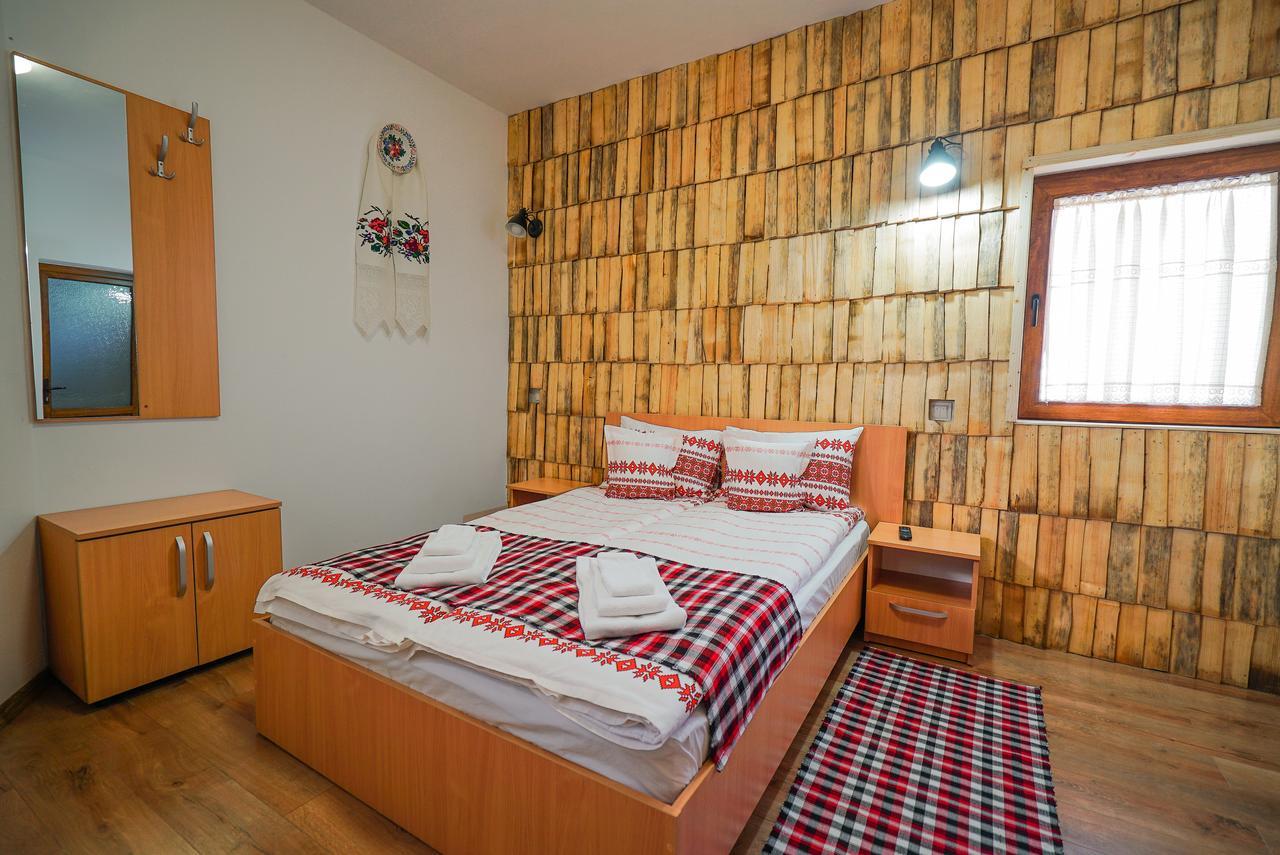 Casa Ralucai Hotel Moisei Buitenkant foto